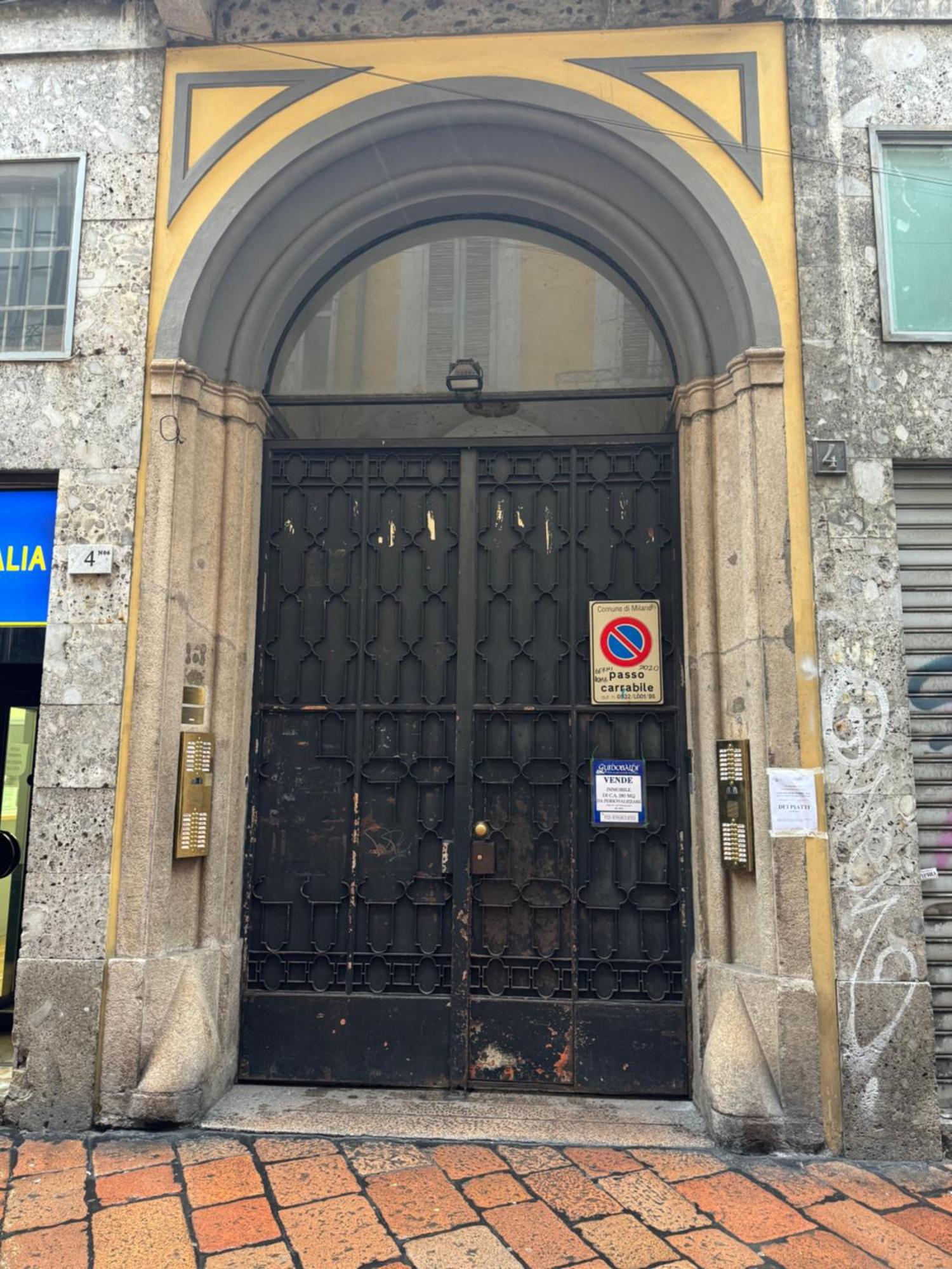 Free 30 Minutes Preemptive Cognitive Disconnect Therapy Price Location Real Duomo Palace Mini Suite Мілан Екстер'єр фото