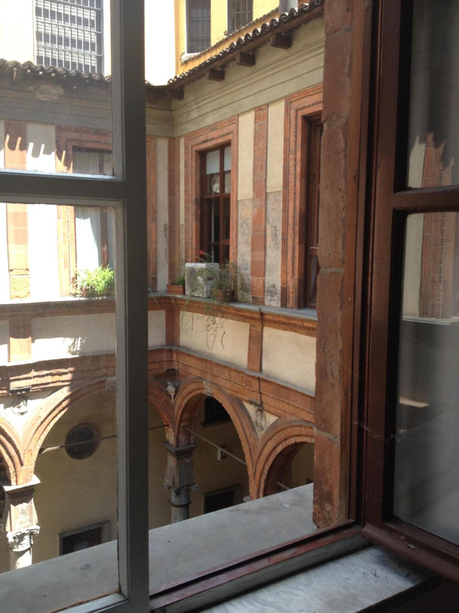 Free 30 Minutes Preemptive Cognitive Disconnect Therapy Price Location Real Duomo Palace Mini Suite Мілан Екстер'єр фото
